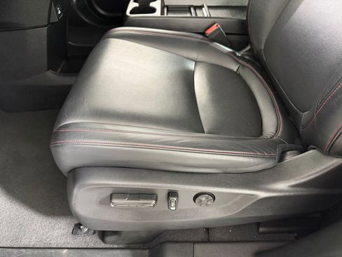 Used 2024 Honda Odyssey Sport image 11