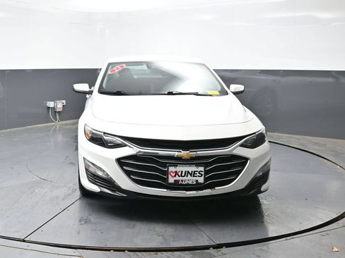 Used 2023 Chevrolet Malibu LT w/ Driver Confidence Package FWD image 5