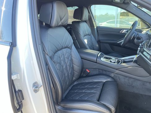 New 2026 BMW X6 M60i w/ Parking Assistance Package image 37