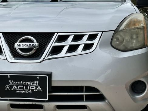 Used 2015 Nissan Rogue S w/ Convenience Package image 9