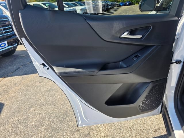 Used 2026 Chevrolet Equinox LT w/ LPO, Floor Liner Package AWD/4WD image 17