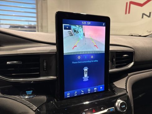 Used 2022 Ford Explorer ST w/ ST Street Pack image 24