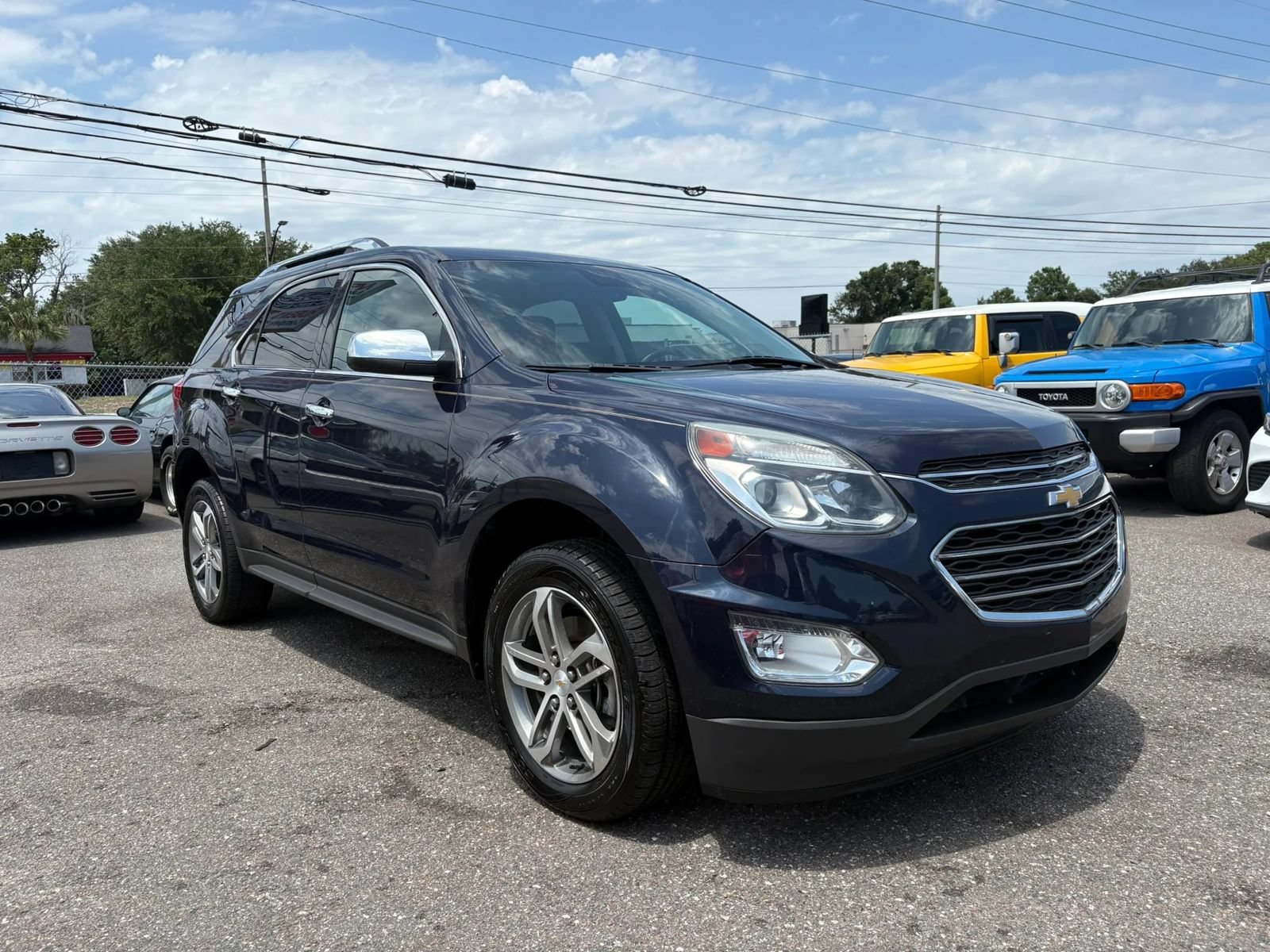 Used 2016 Chevrolet Equinox LTZ w/ Enhanced Convenience Package FWD image 3