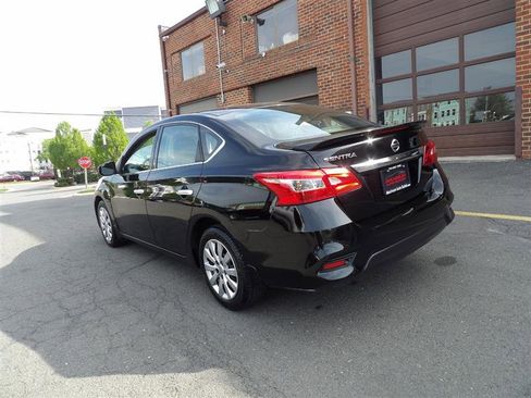 Used 2016 Nissan Sentra S image 3