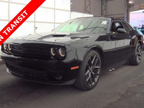 Used 2019 Dodge Challenger SXT w/ Blacktop Package image 1