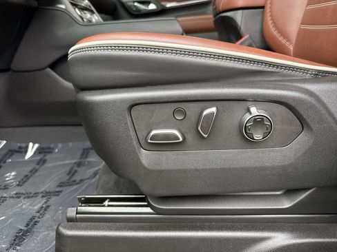 Used 2023 GMC Yukon Denali Ultimate image 14