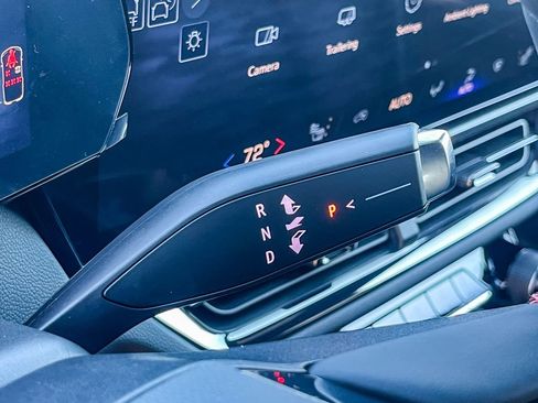 New 2026 Chevrolet Equinox EV RS image 18