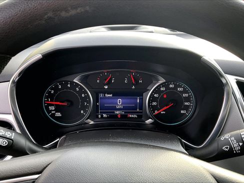 Used 2022 Chevrolet Equinox LS w/ LS Convenience Package image 26