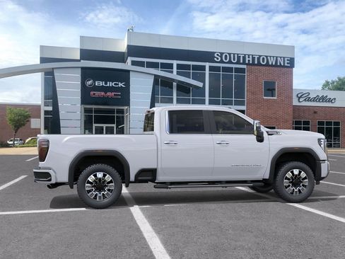 New 2026 GMC Sierra 3500 Denali w/ Denali Reserve Package image 29