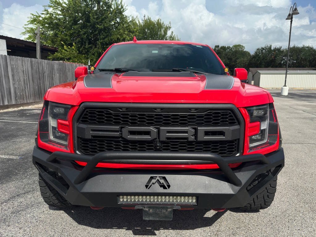 Used 2019 Ford F150 Raptor w/ Equipment Group 802A Luxury AWD/4WD image 2