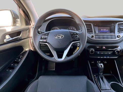 Used 2017 Hyundai Tucson SE FWD image 5