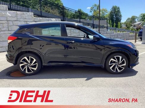 Used 2019 Honda HR-V Sport image 8
