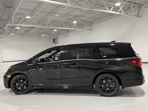 New 2026 Honda Odyssey Sport-L image 19