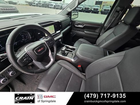 Used 2023 GMC Sierra 1500 SLT w/ SLT Premium Plus Package AWD/4WD image 10