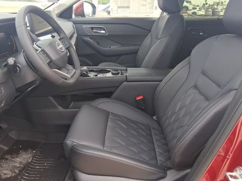 New 2026 Nissan Rogue Platinum AWD/4WD image 24