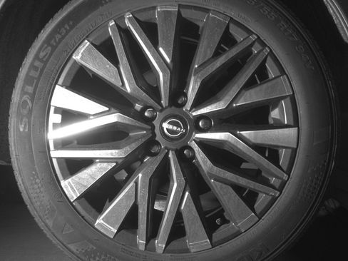 Used 2025 Nissan Altima 2.5 SV image 14