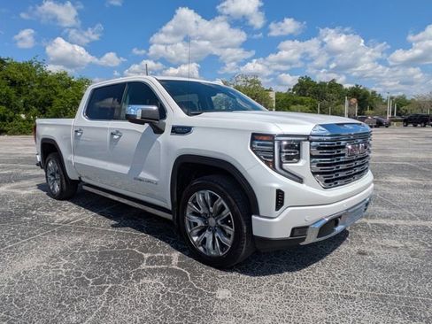 Used 2024 GMC Sierra 1500 Denali w/ Denali Reserve Package AWD/4WD image 2