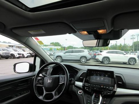 Used 2019 Honda Odyssey EX-L image 27