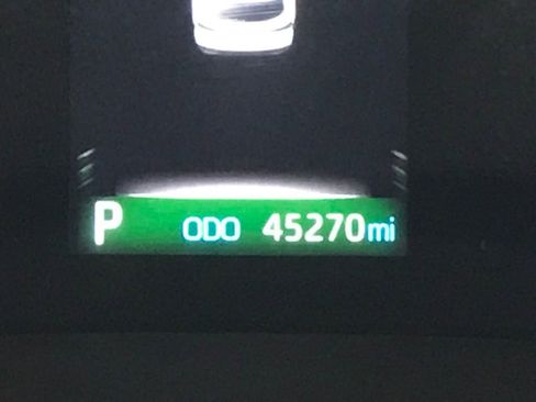 Used 2021 Toyota Sienna XSE image 16