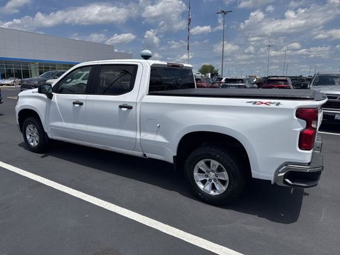 Used 2023 Chevrolet Silverado 1500 W/T w/ WT Value Package AWD/4WD image 2