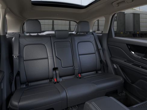 New 2025 Lincoln Corsair FWD w/ Equipment Group 101A image 11