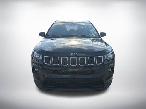 Used 2024 Jeep Compass Latitude AWD/4WD image 8