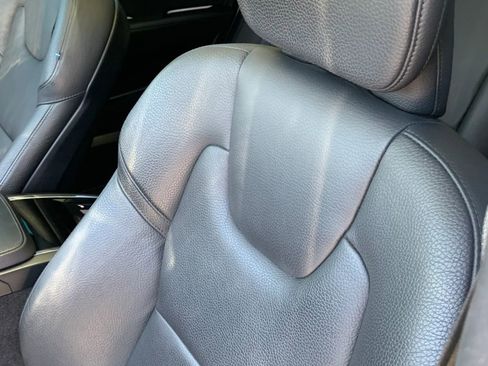 Used 2023 Volvo S90 B6 Plus AWD/4WD image 9