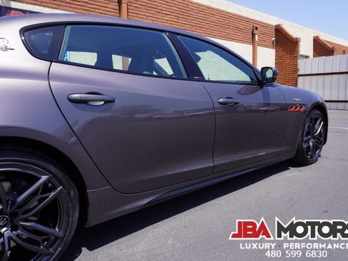 Used 2021 Maserati Quattroporte Trofeo image 55