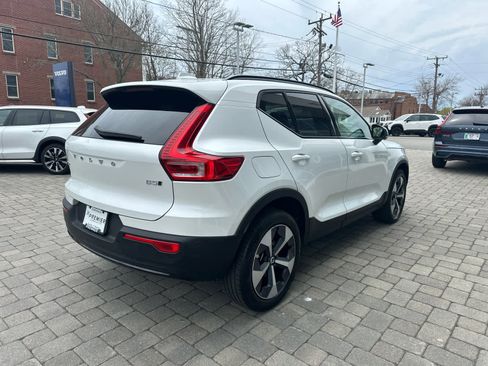 Used 2026 Volvo XC40 B5 Plus AWD/4WD image 34