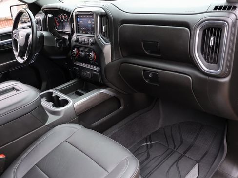 Used 2021 Chevrolet Silverado 1500 LTZ image 12