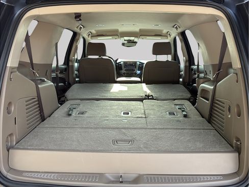 Used 2020 Chevrolet Tahoe LT RWD image 9
