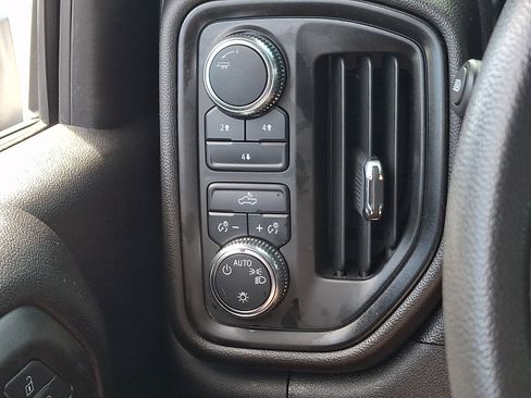 Used 2024 GMC Sierra 2500 Pro AWD/4WD image 22