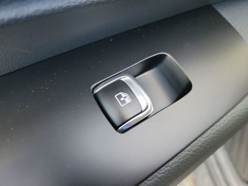 New 2025 Kia Telluride S image 15