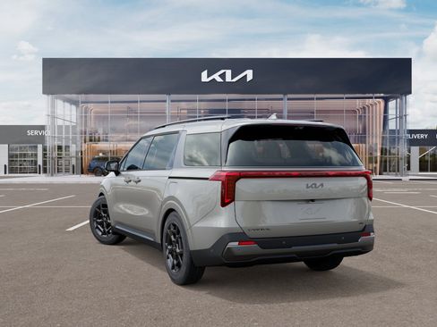 New 2027 Kia Carnival SX Prestige FWD image 4
