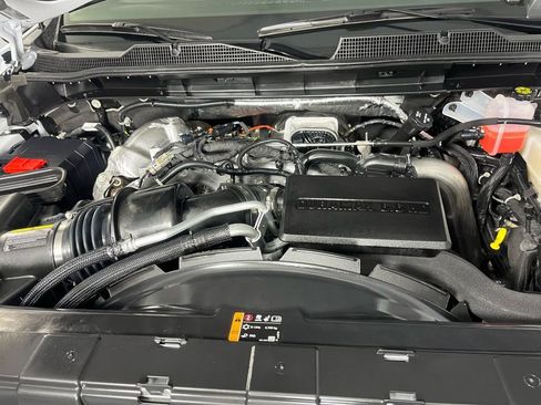 Used 2025 Chevrolet Silverado 2500 LTZ w/ LTZ Convenience Package AWD/4WD image 32