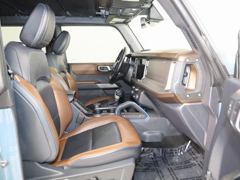 Used 2022 Ford Bronco Outer Banks w/ Sasquatch Package image 13