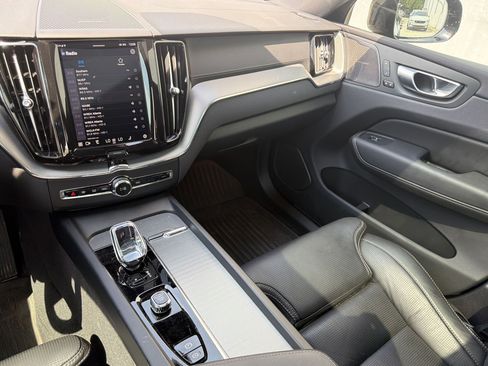 Used 2024 Volvo XC60 T8 Ultimate w/ Protection Package Premier image 27