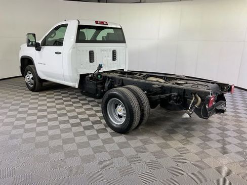 Used 2024 Chevrolet Silverado 3500 W/T image 4