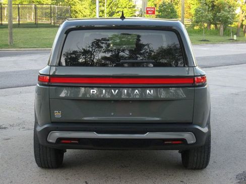 Used 2023 Rivian R1S Launch Edition AWD/4WD image 14