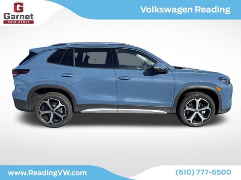 New 2026 Volkswagen Tiguan SE image 6