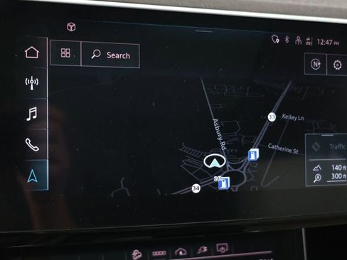 Used 2024 Audi Q8 e-tron Premium Plus w/ Premium Plus Package image 21