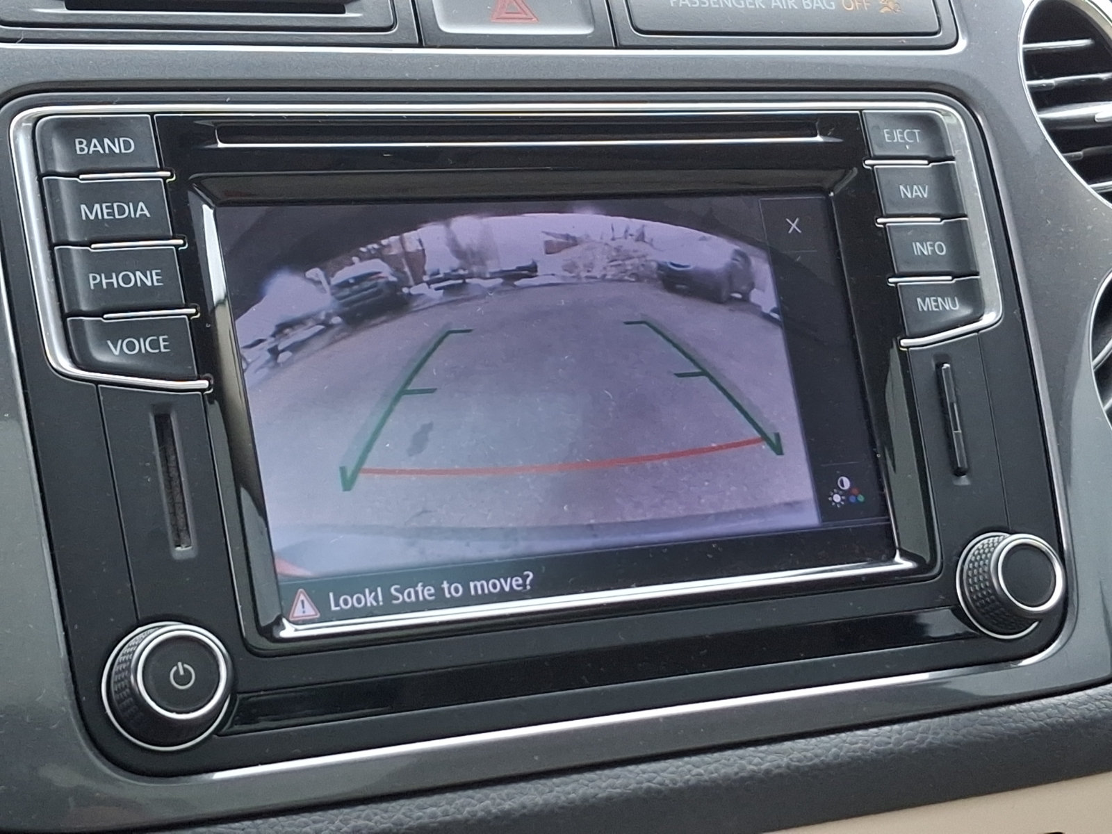 Used 2016 Volkswagen Tiguan SE AWD/4WD image 17