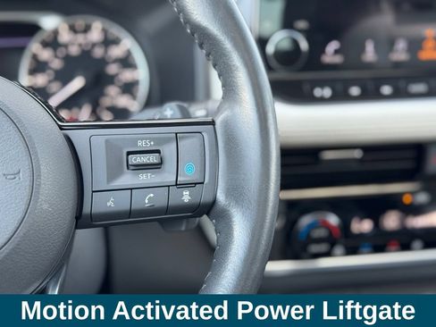 Used 2023 Nissan Rogue SL w/ SL Premium Package FWD image 11