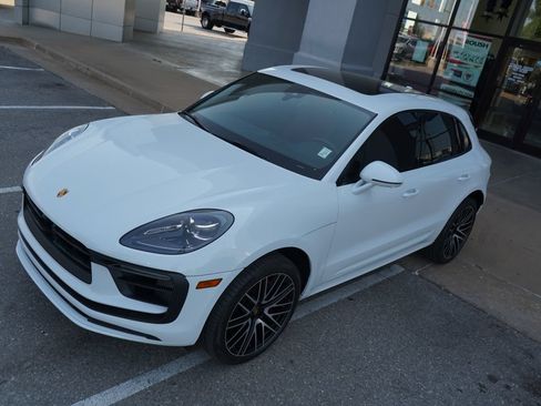 Used 2024 Porsche Macan S AWD/4WD image 13