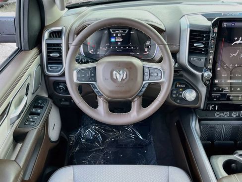 Used 2025 RAM 1500 Laramie w/ Advanced Safety Group II AWD/4WD image 23
