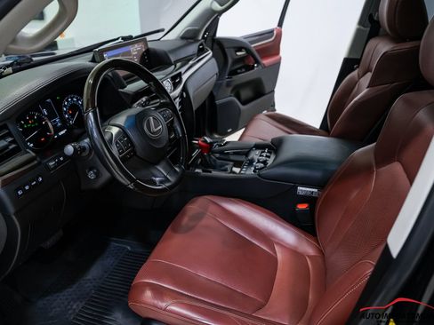 Used 2021 Lexus LX 570 4WD w/ Luxury Package image 36