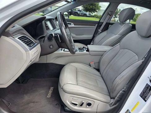 Used 2018 Genesis G80 5.0 Ultimate RWD image 8