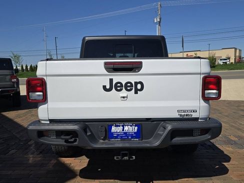 Used 2020 Jeep Gladiator Sport w/ Quick Order Package 24S AWD/4WD image 17
