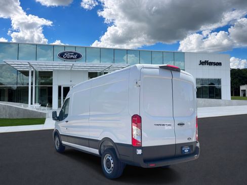 New 2026 Ford Transit 250 148 Medium Roof RWD image 4