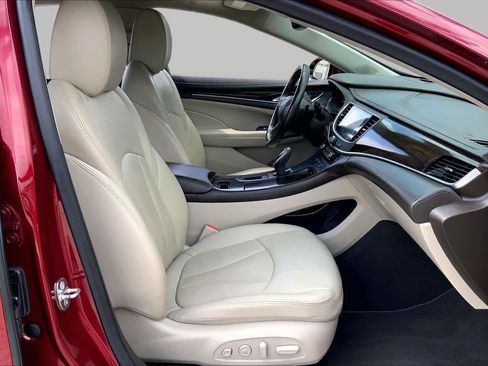 Used 2017 Buick LaCrosse Premium w/ Driver Confidence Package #2 AWD/4WD image 9
